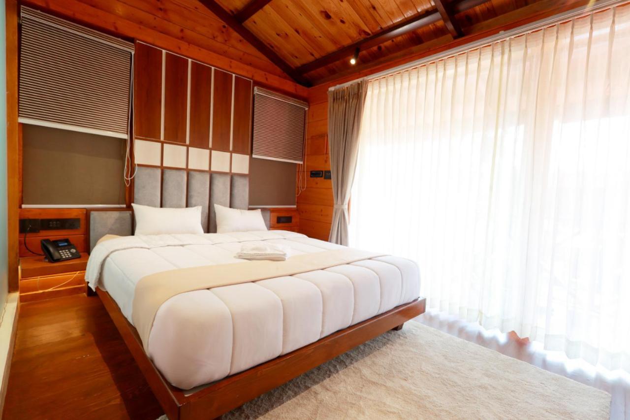 Wooden Ecr Sea Resort Pondicherry Luaran gambar