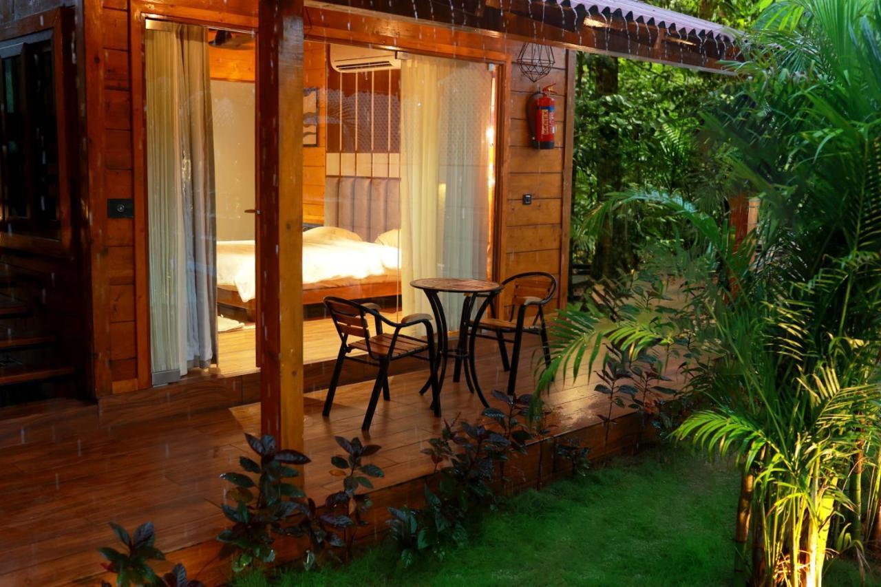 Wooden Ecr Sea Resort Pondicherry Luaran gambar