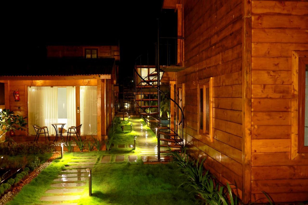 Wooden Ecr Sea Resort Pondicherry Luaran gambar